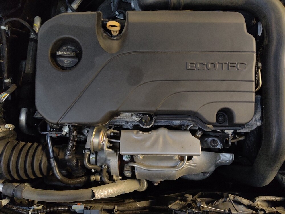 2021 Chevrolet Malibu in Raleigh, NC 27604 - 18129847 30