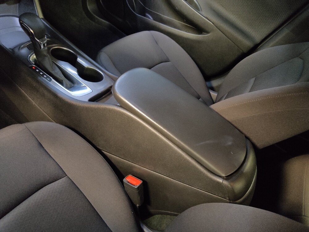 2021 Chevrolet Malibu in Raleigh, NC 27604 - 18129847 26