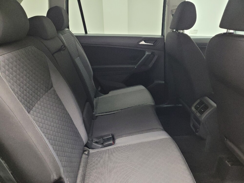 2020 Volkswagen Tiguan in Taylor, MI 48180 - 18129850 19