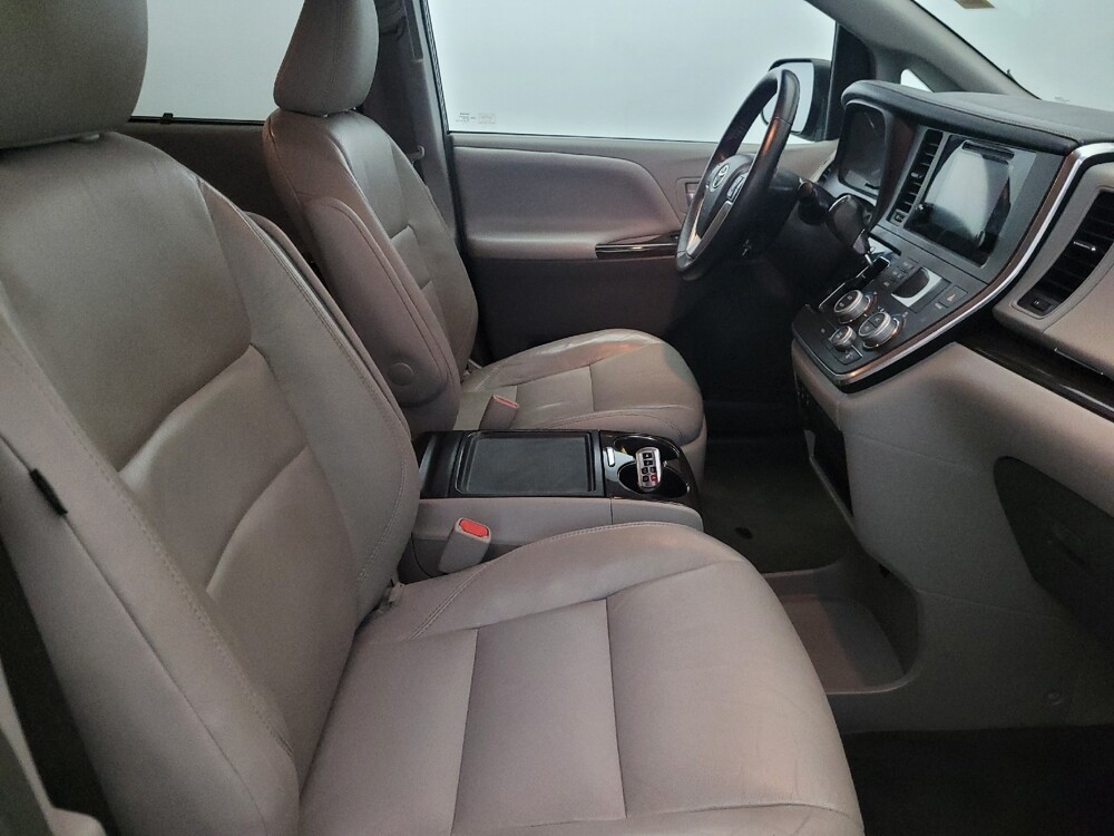 2017 Toyota Sienna in Henrico, VA 23223 - 18129853 21