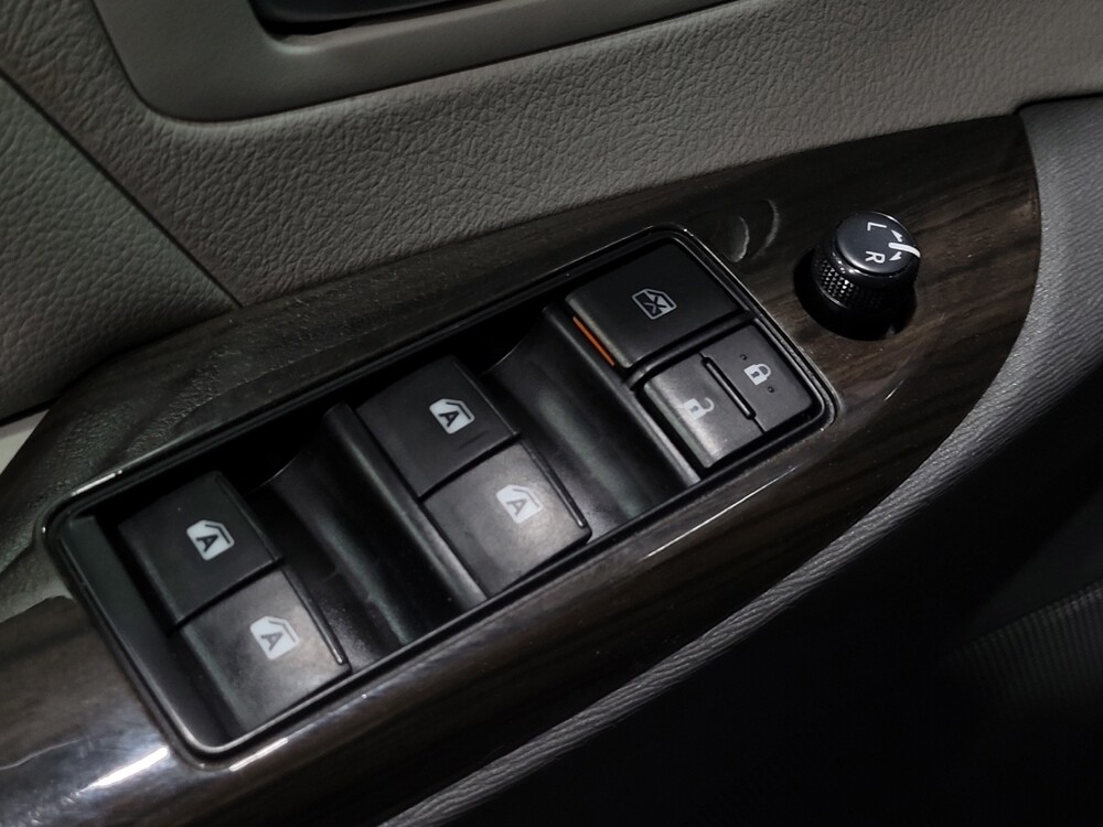 2017 Toyota Sienna in Henrico, VA 23223 - 18129853 27