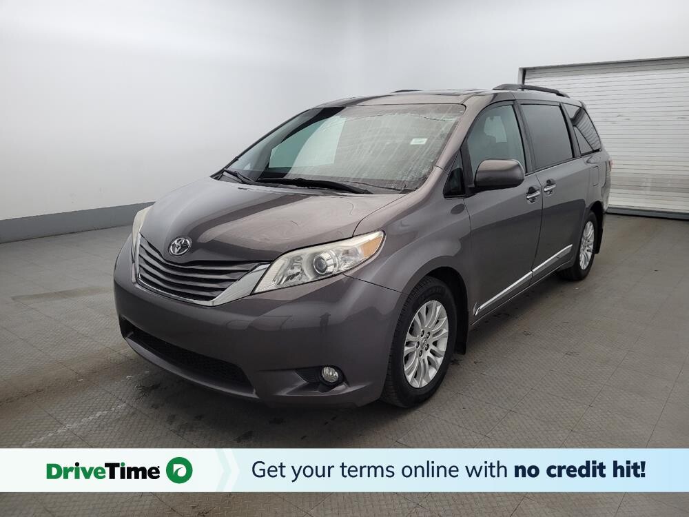 2017 Toyota Sienna in Henrico, VA 23223 - 18129853