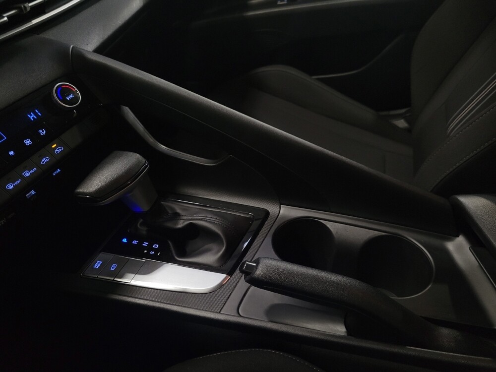 2022 Hyundai Elantra in Williamstown, NJ 8094 - 18129857 26