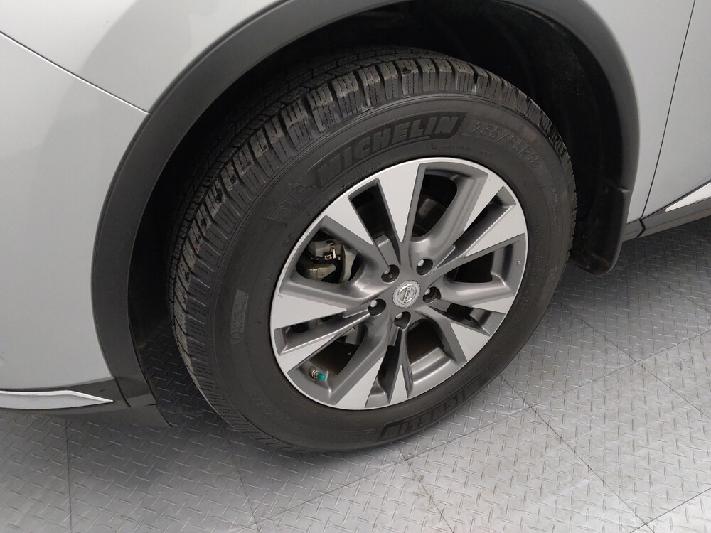 2015 Nissan Murano in St. Louis, MO 63136 - 18129860 31