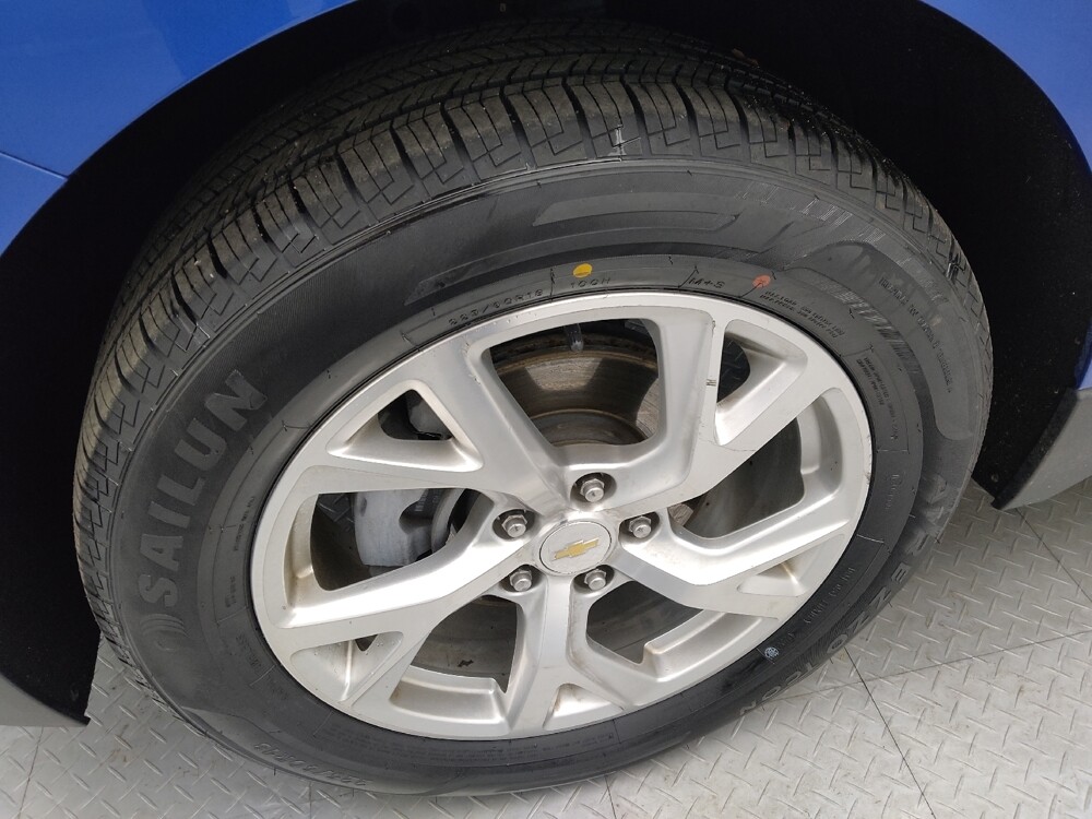 2019 Chevrolet Equinox in Wichita, KS 67207 - 18129862 31