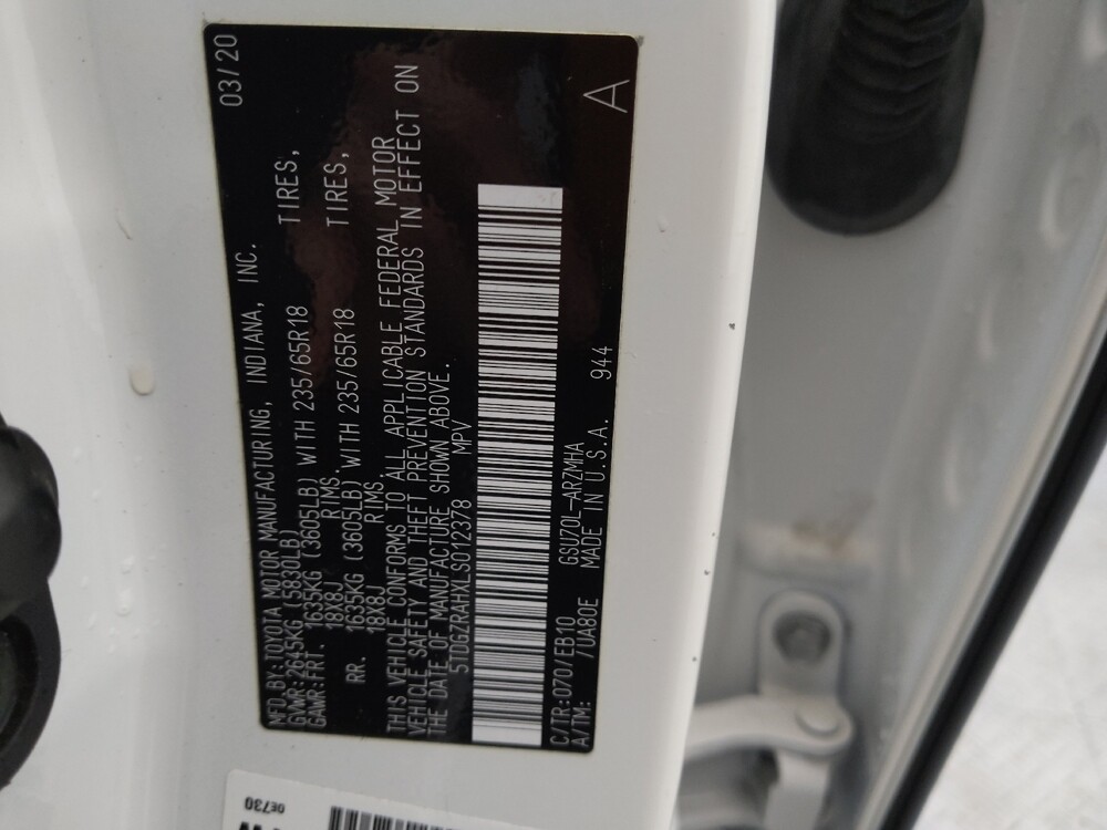 2020 Toyota Highlander in Wichita, KS 67207 - 18129863 33