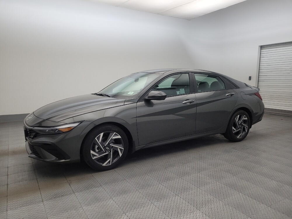 2025 Hyundai Elantra in Glendale, AZ 85301 - 18129869 2