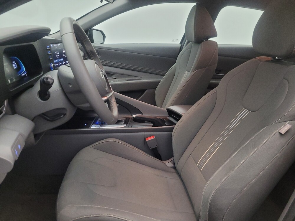 2025 Hyundai Elantra in Glendale, AZ 85301 - 18129869 17