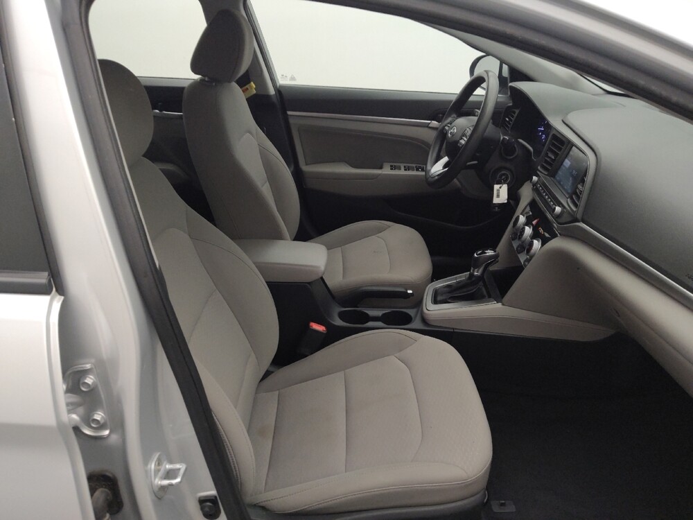 2019 Hyundai Elantra in Houston, TX 77074 - 18129874 21