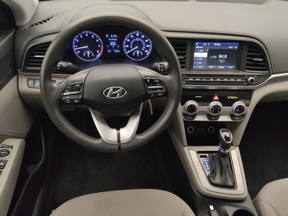 2019 Hyundai Elantra in Houston, TX 77074 - 18129874 22