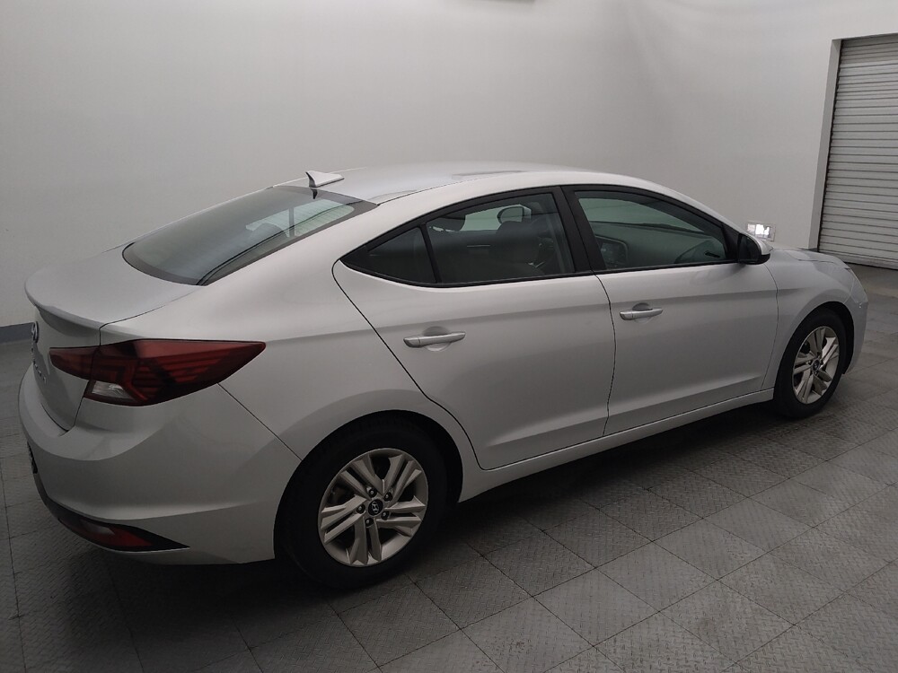 2019 Hyundai Elantra in Houston, TX 77074 - 18129874 10