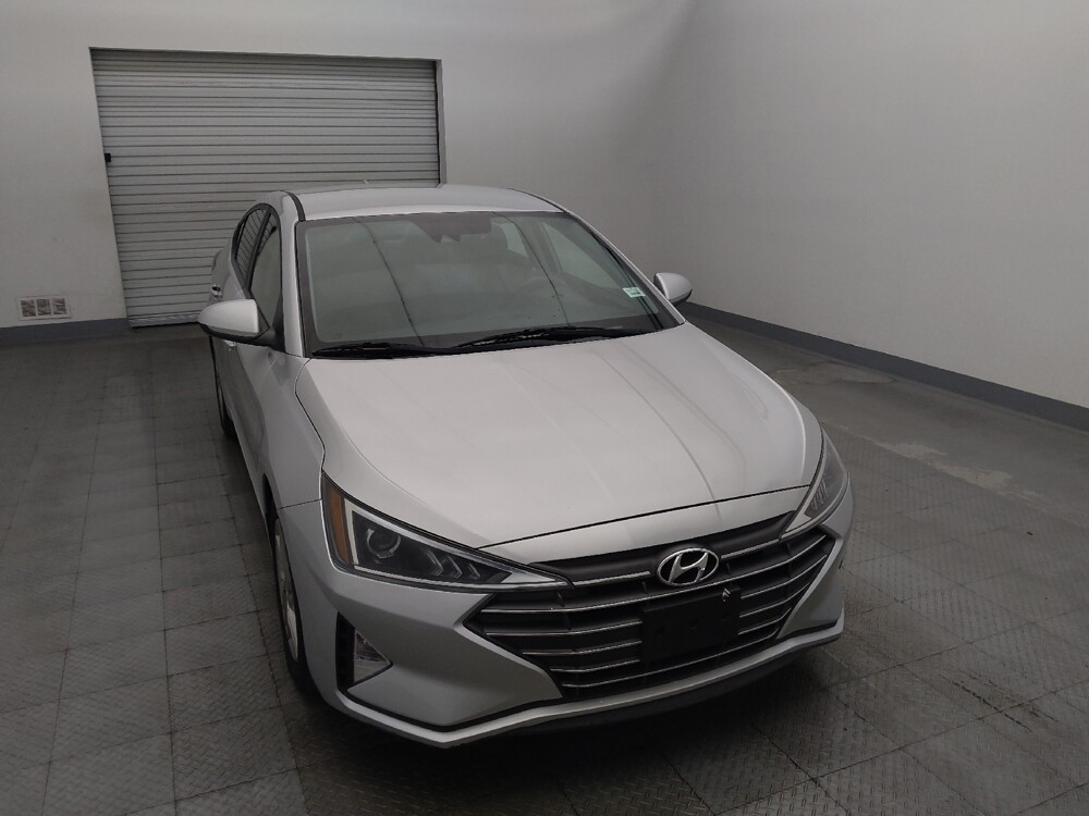 2019 Hyundai Elantra in Houston, TX 77074 - 18129874 14