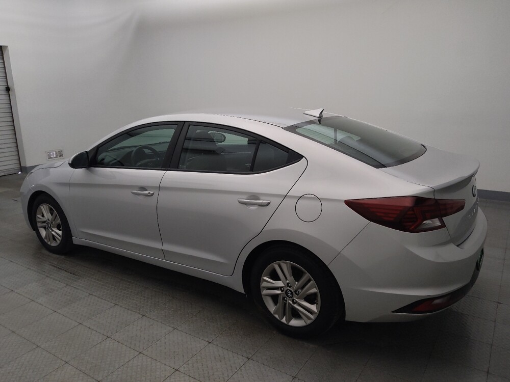 2019 Hyundai Elantra in Houston, TX 77074 - 18129874 3