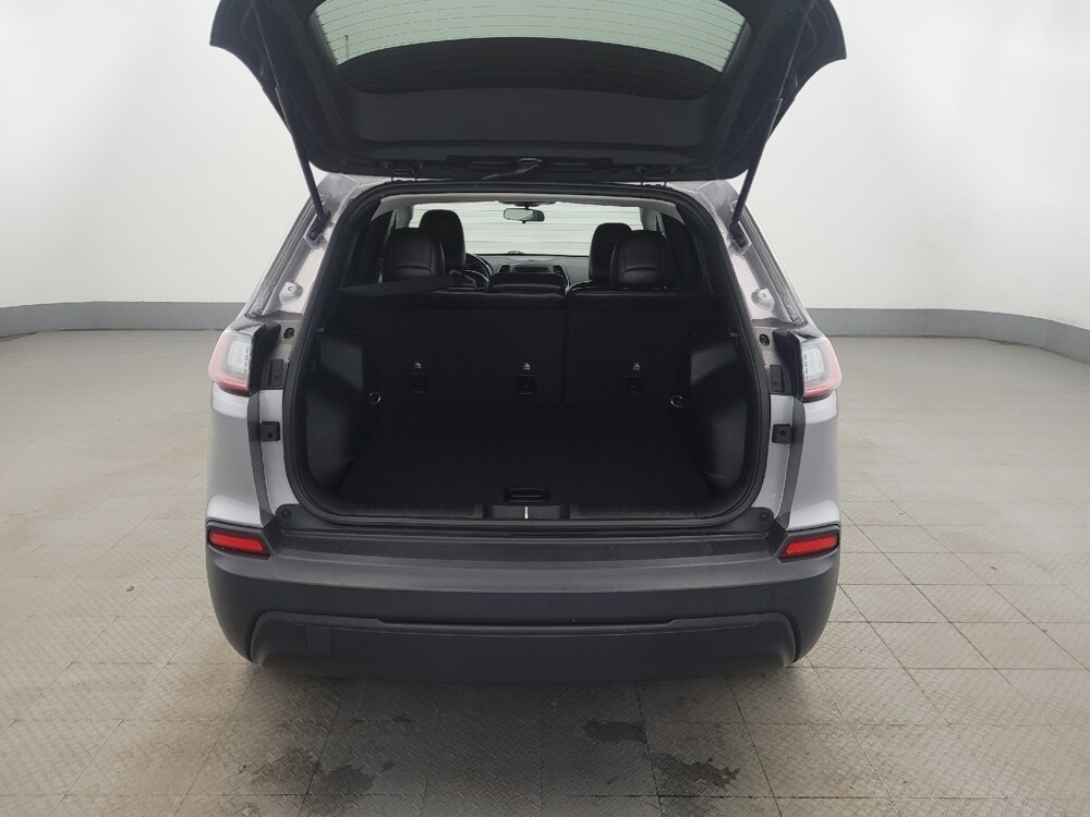 2019 Jeep Cherokee in Williamstown, NJ 8094 - 18129875 29