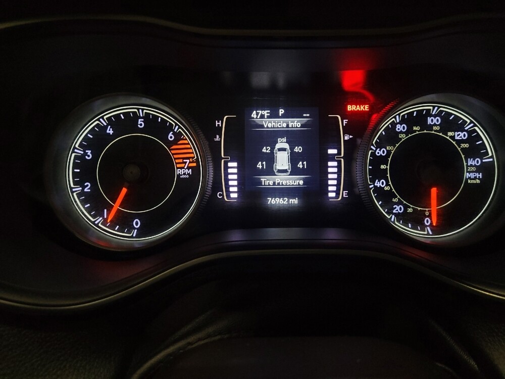 2019 Jeep Cherokee in Williamstown, NJ 8094 - 18129875 23