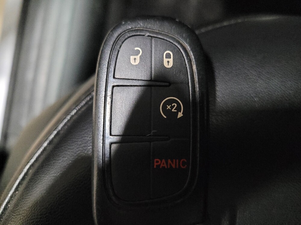 2019 Jeep Cherokee in Williamstown, NJ 8094 - 18129875 32