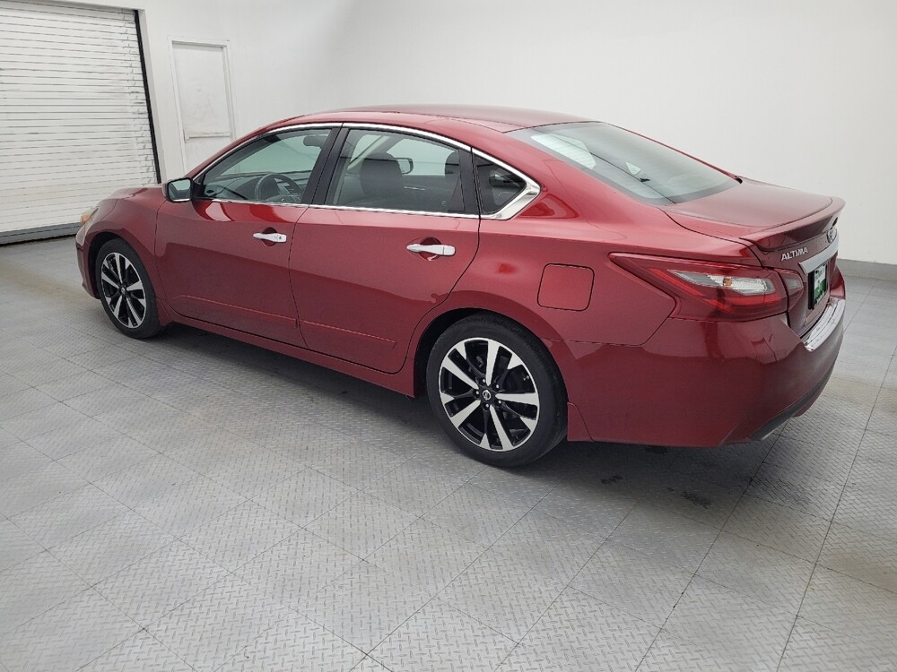 2018 Nissan Altima in Winston-Salem, NC 27103 - 18129880 3