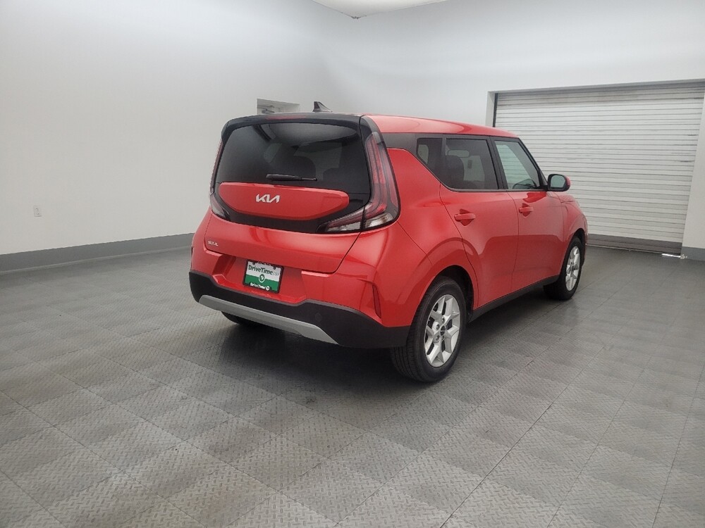 2023 Kia Soul in Mesa, AZ 85210 - 18129883 9