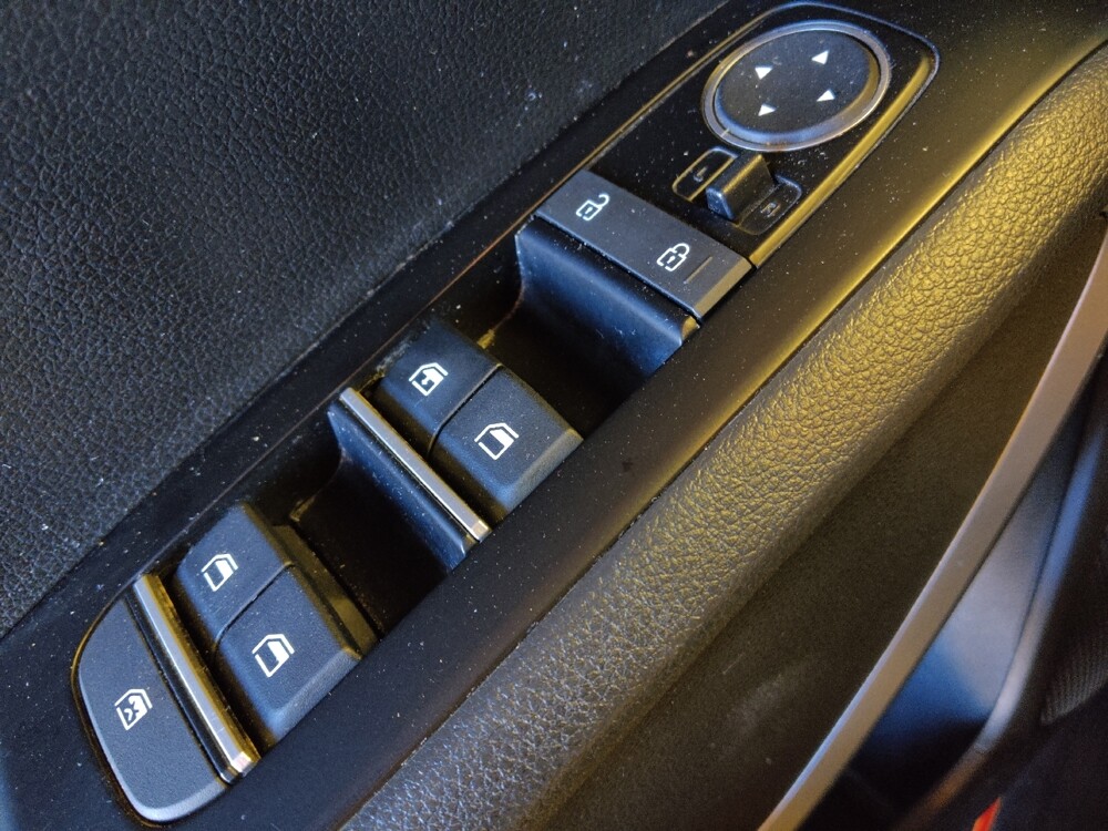 2023 Kia Soul in Mesa, AZ 85210 - 18129883 27