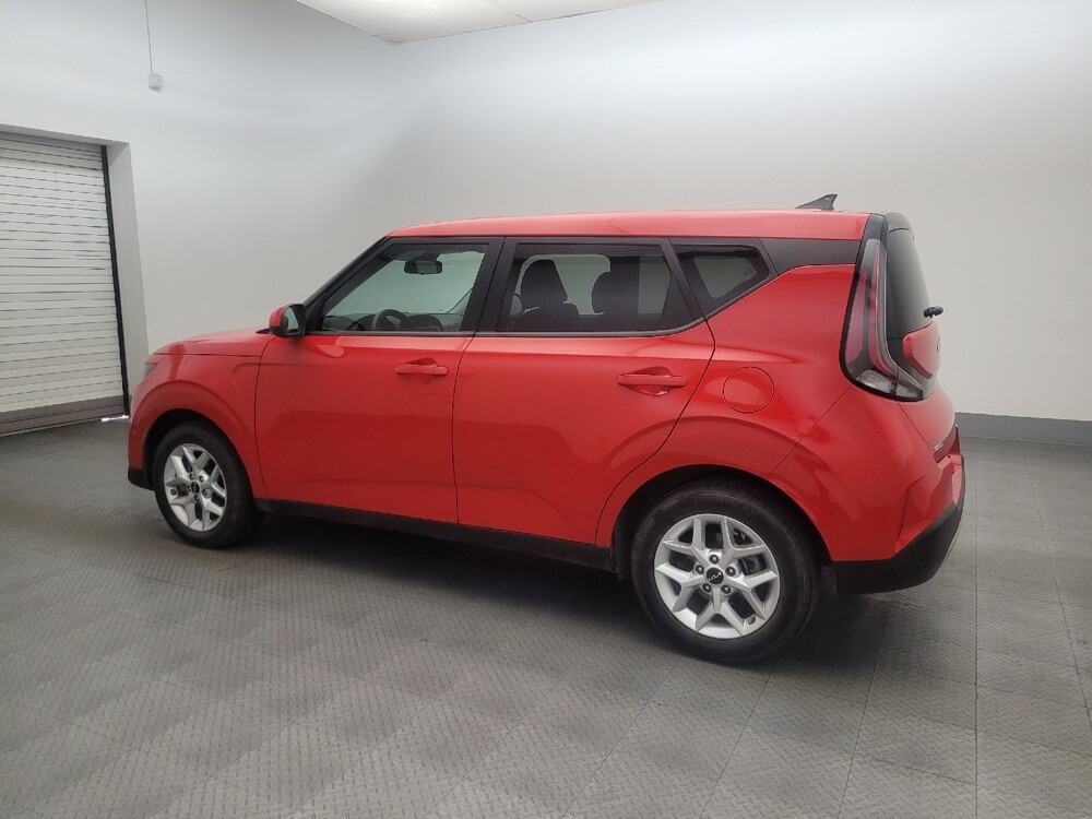 2023 Kia Soul in Mesa, AZ 85210 - 18129883 3