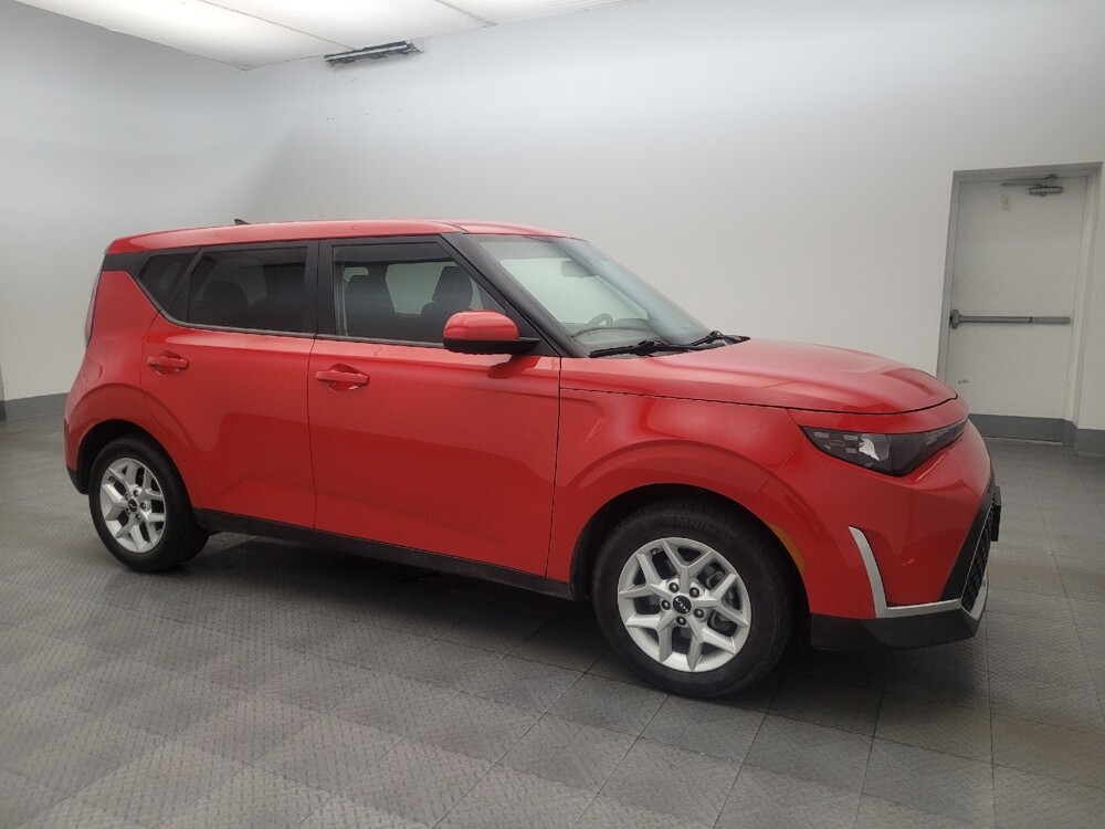 2023 Kia Soul in Mesa, AZ 85210 - 18129883 11