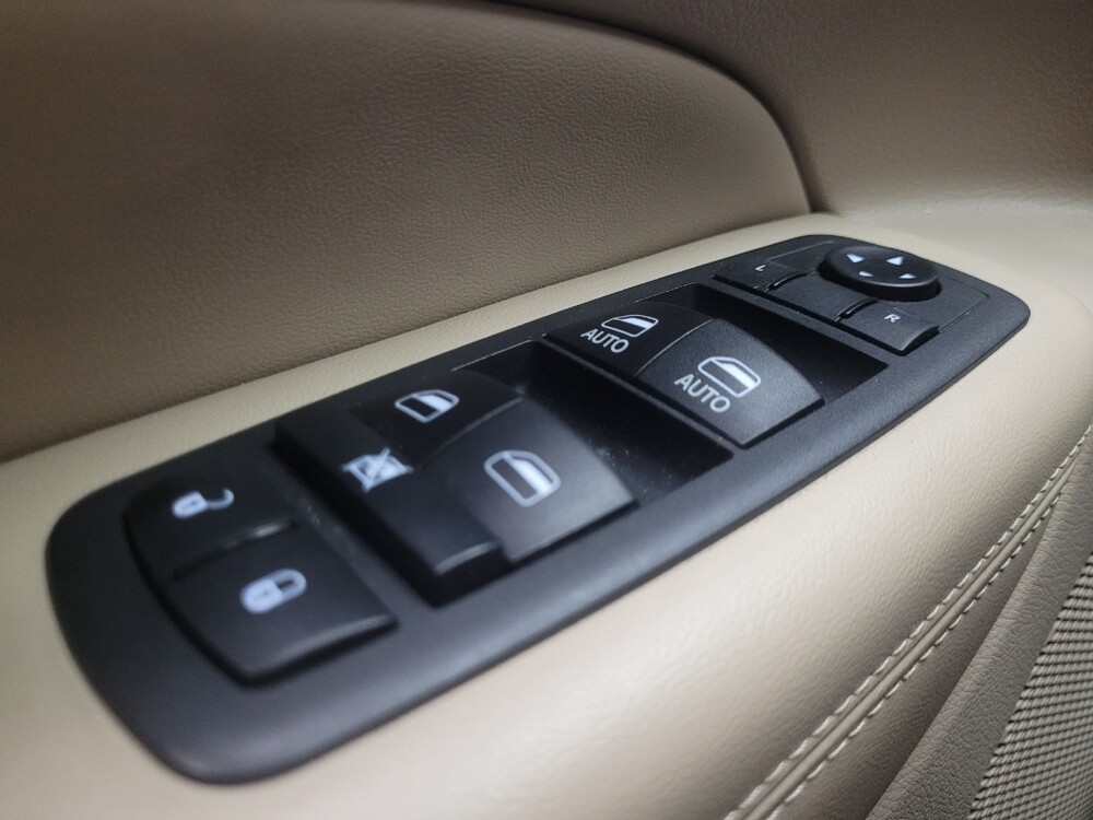 2019 Jeep Grand Cherokee in Mishawaka, IN 46545 - 18129887 27