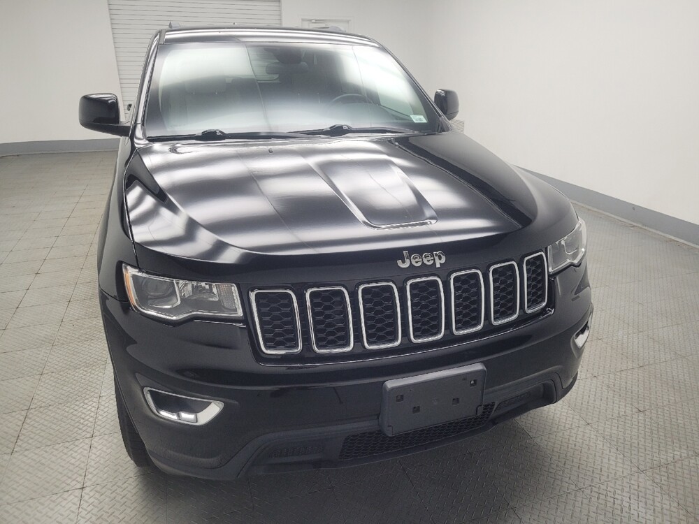 2019 Jeep Grand Cherokee in Mishawaka, IN 46545 - 18129887 14