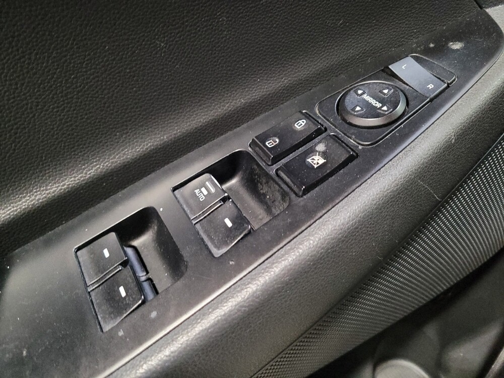 2019 Hyundai Tucson in Fresno, CA 93726 - 18129893 27