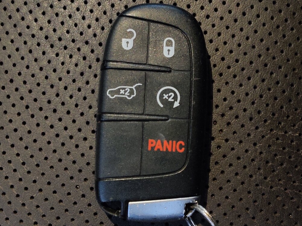 2016 Jeep Grand Cherokee in Gainesville, FL 32609 - 18129896 32