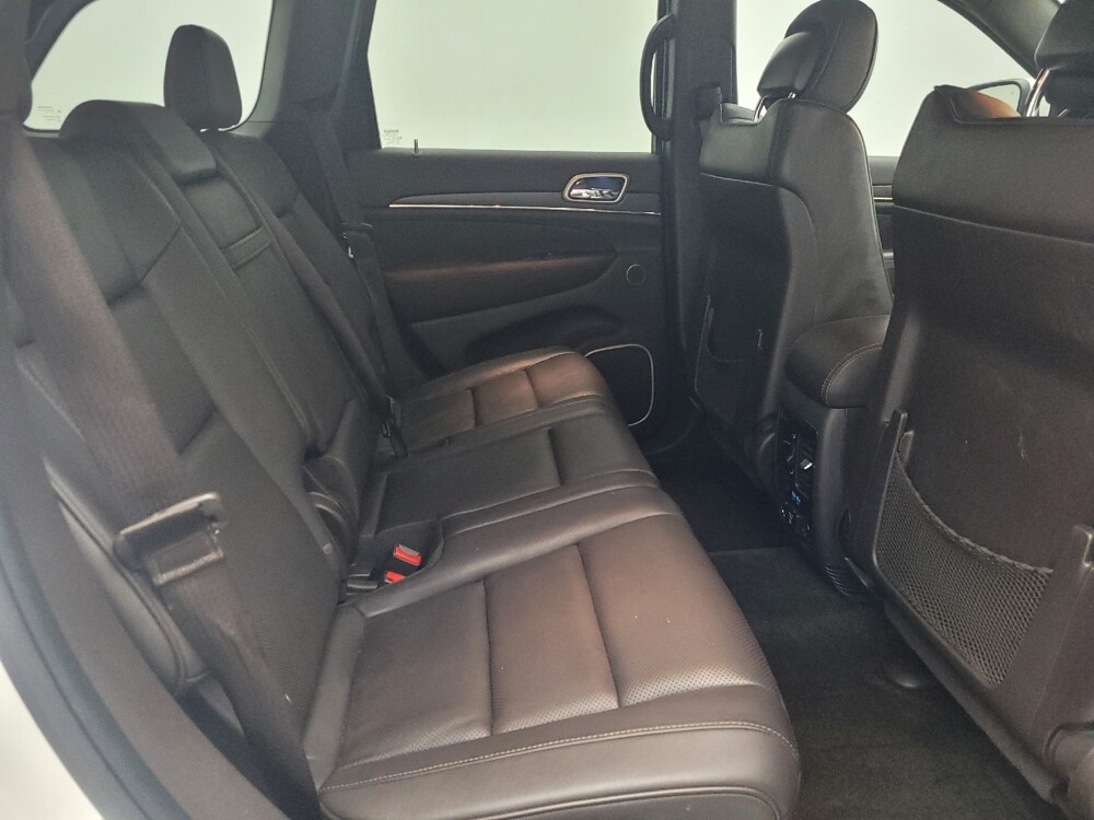 2016 Jeep Grand Cherokee in Gainesville, FL 32609 - 18129896 19