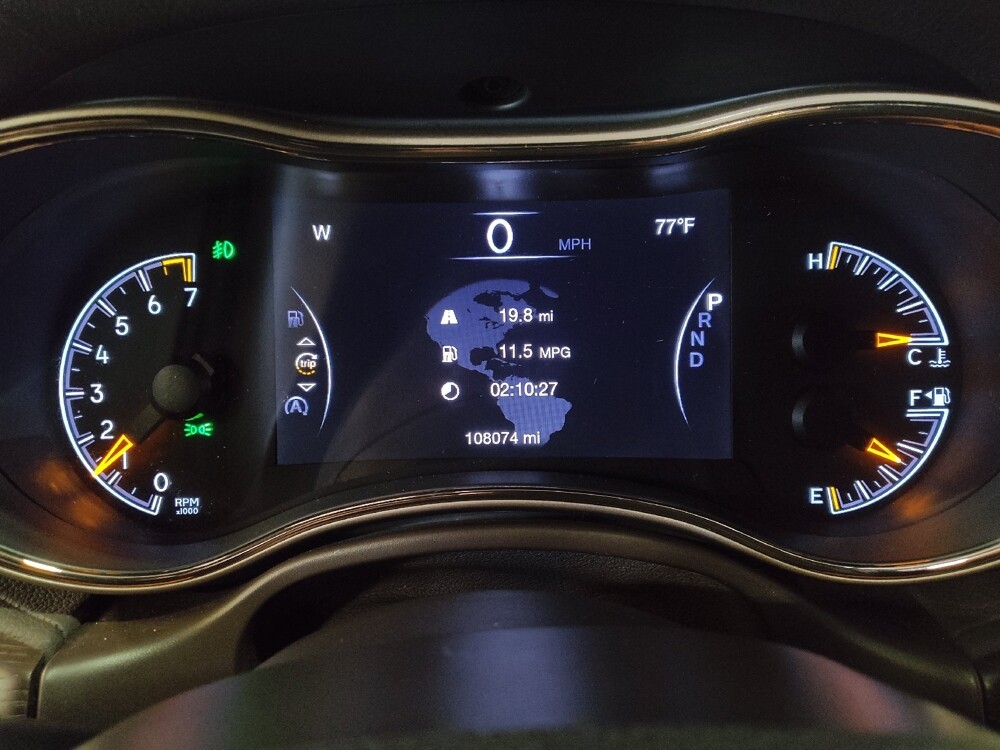 2016 Jeep Grand Cherokee in Gainesville, FL 32609 - 18129896 23