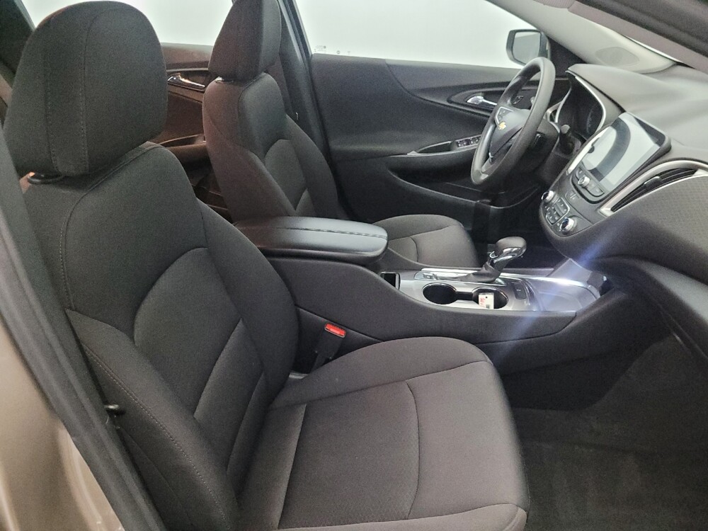 2022 Chevrolet Malibu in Richmond, VA 23235 - 18129899 21