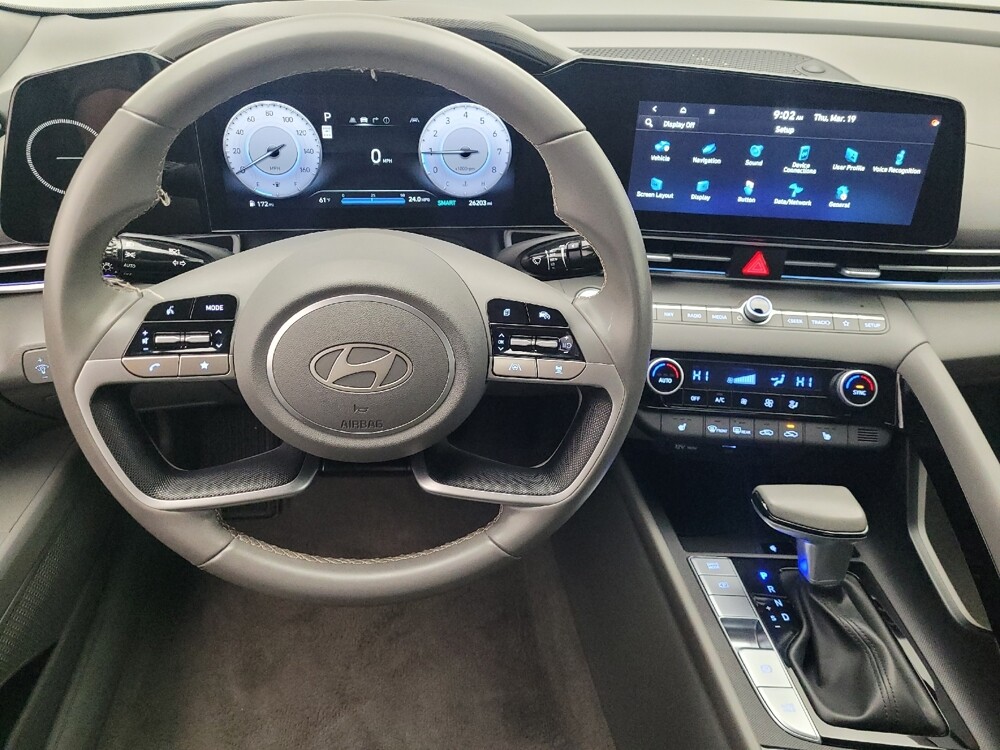 2025 Hyundai Elantra in Gainesville, FL 32609 - 18129904 22