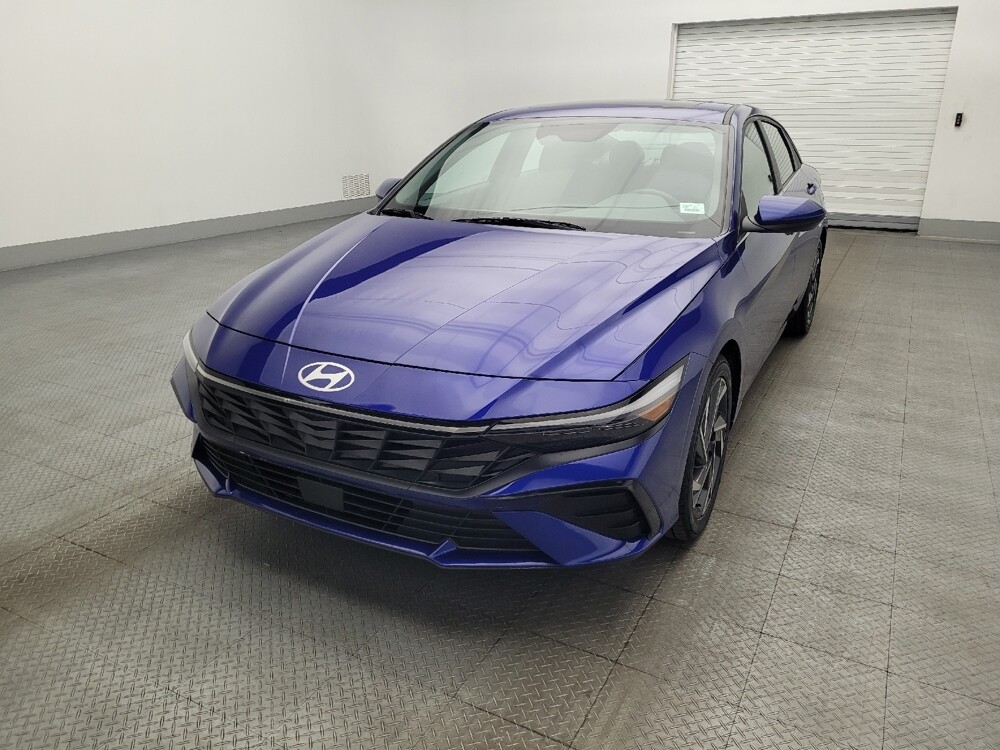 2025 Hyundai Elantra in Gainesville, FL 32609 - 18129904 15