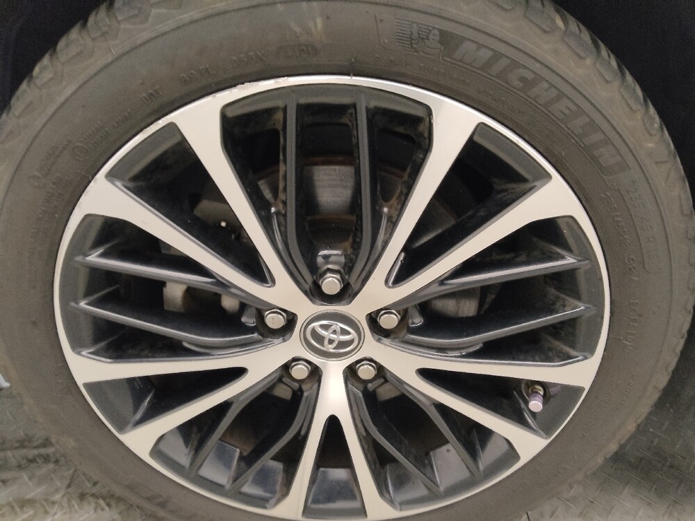 2018 Toyota Camry in Union City, GA 30291 - 18129909 31