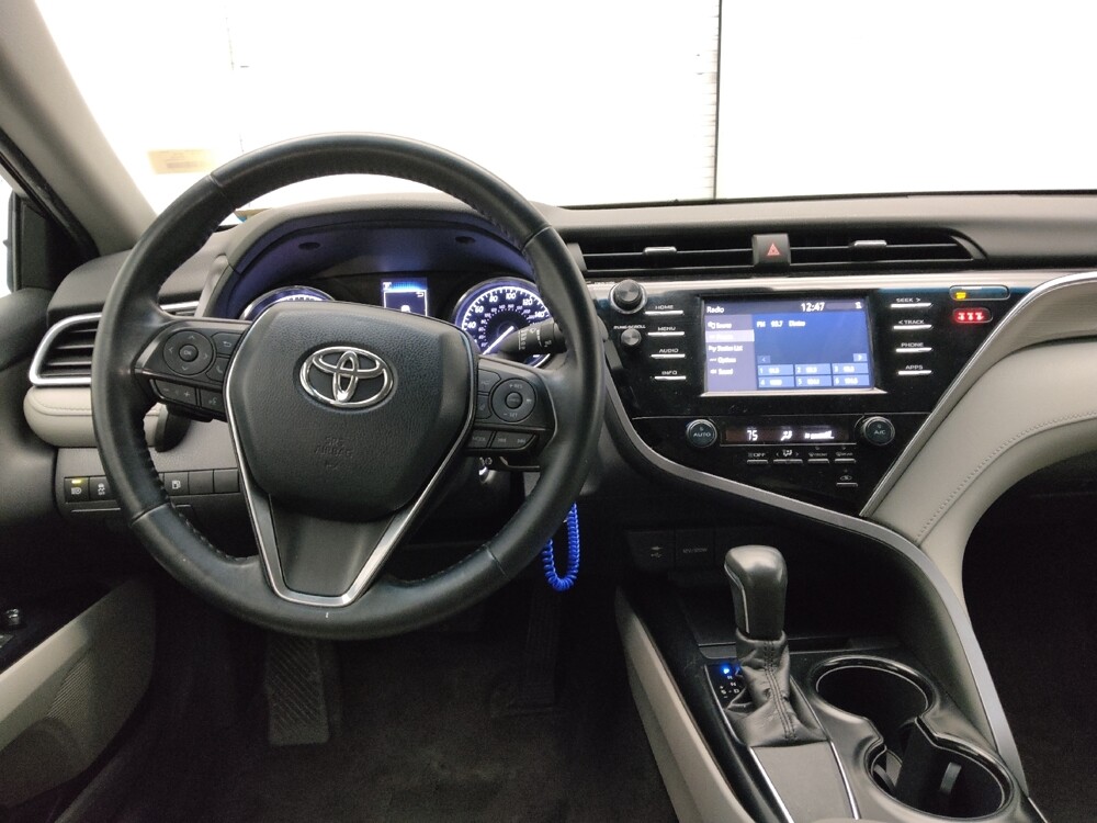 2018 Toyota Camry in Union City, GA 30291 - 18129909 22