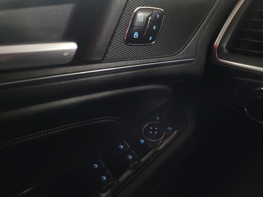 2018 Ford Edge in Marietta, GA 30062 - 18129910 27