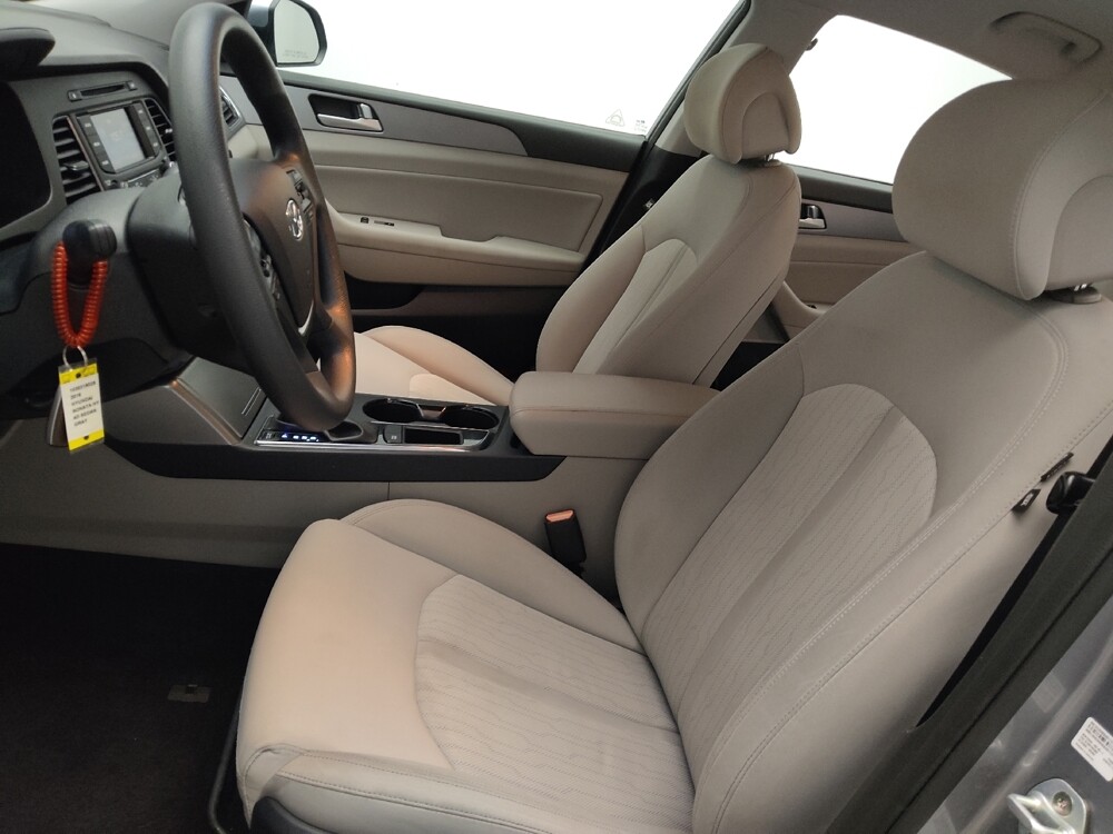 2016 Hyundai Sonata in Marietta, GA 30062 - 18129912 17