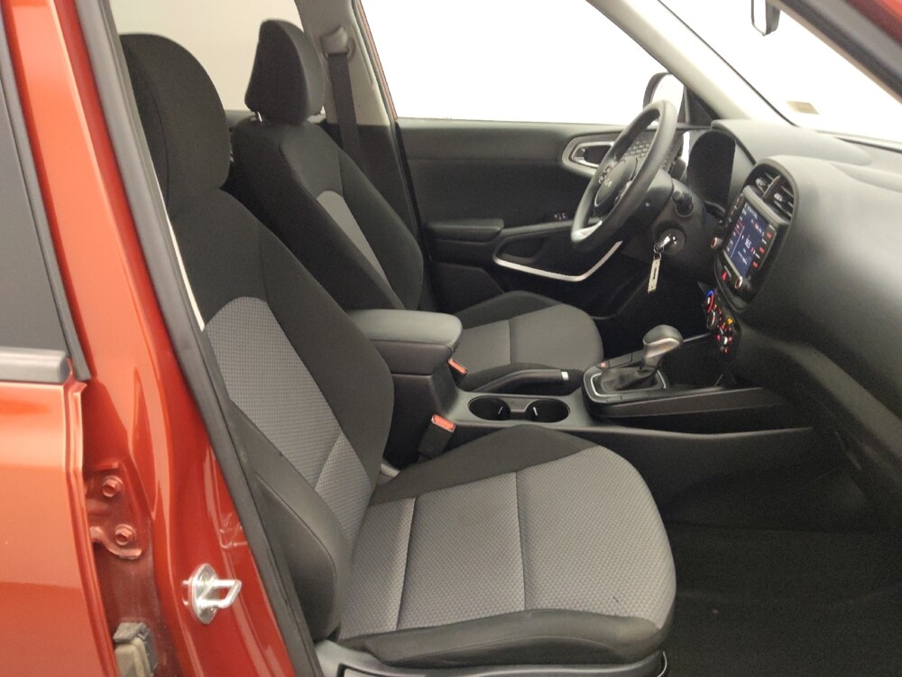2022 Kia Soul in Houston, TX 77074 - 18129922 21