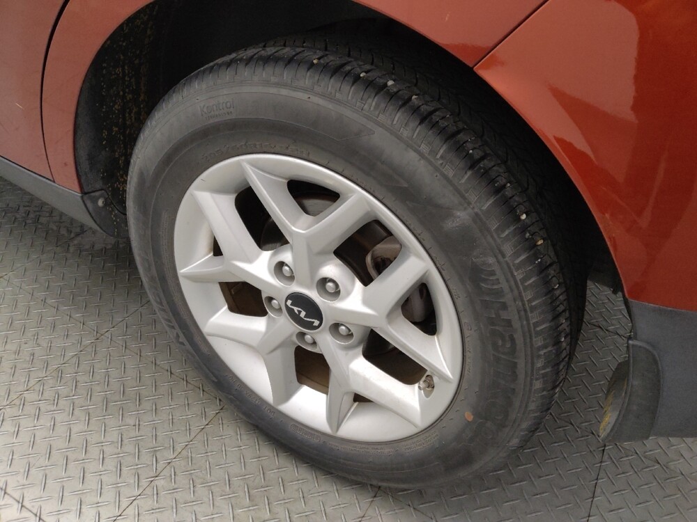 2022 Kia Soul in Houston, TX 77074 - 18129922 31