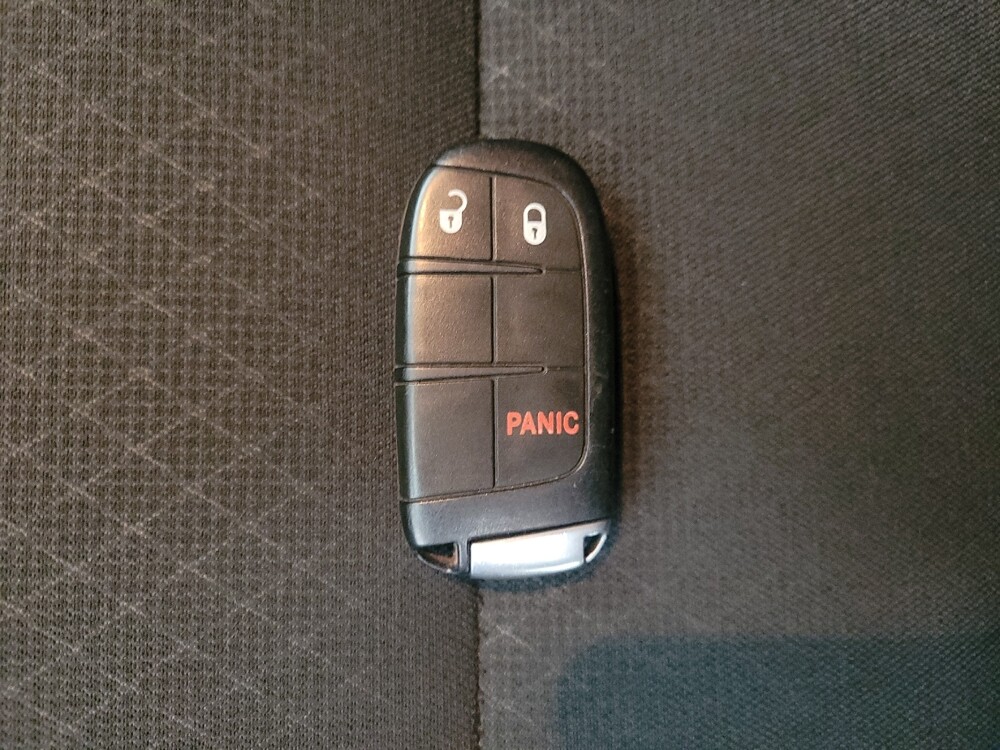 2020 Jeep Grand Cherokee in Taylor, MI 48180 - 18129923 32