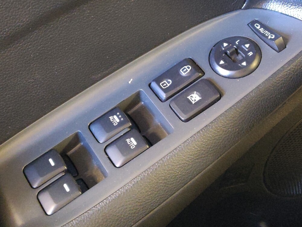 2017 Kia Forte in Houston, TX 77074 - 18129925 27