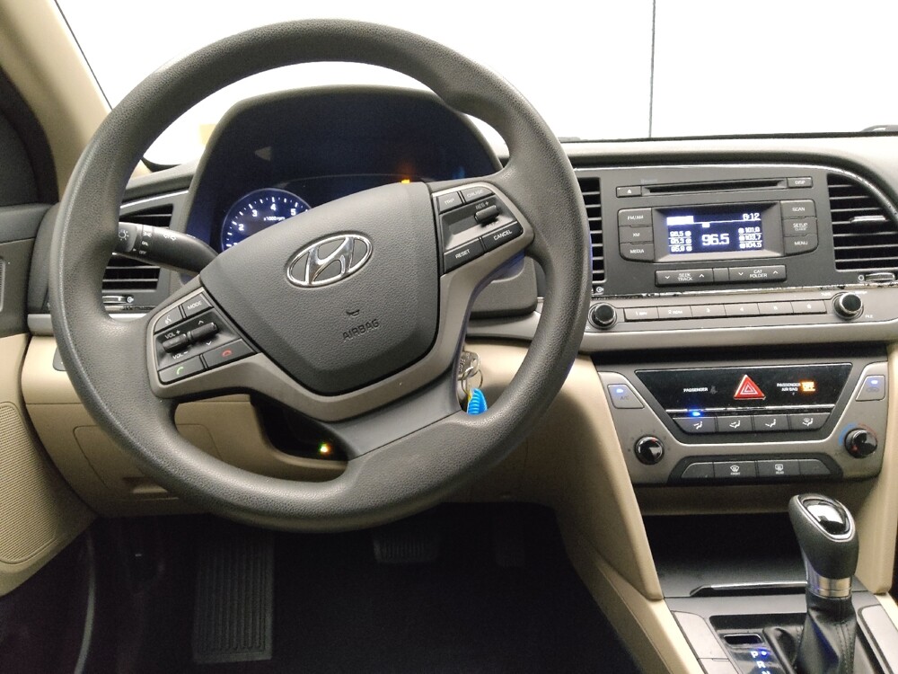 2018 Hyundai Elantra in Morrow, GA 30260 - 18129929 22