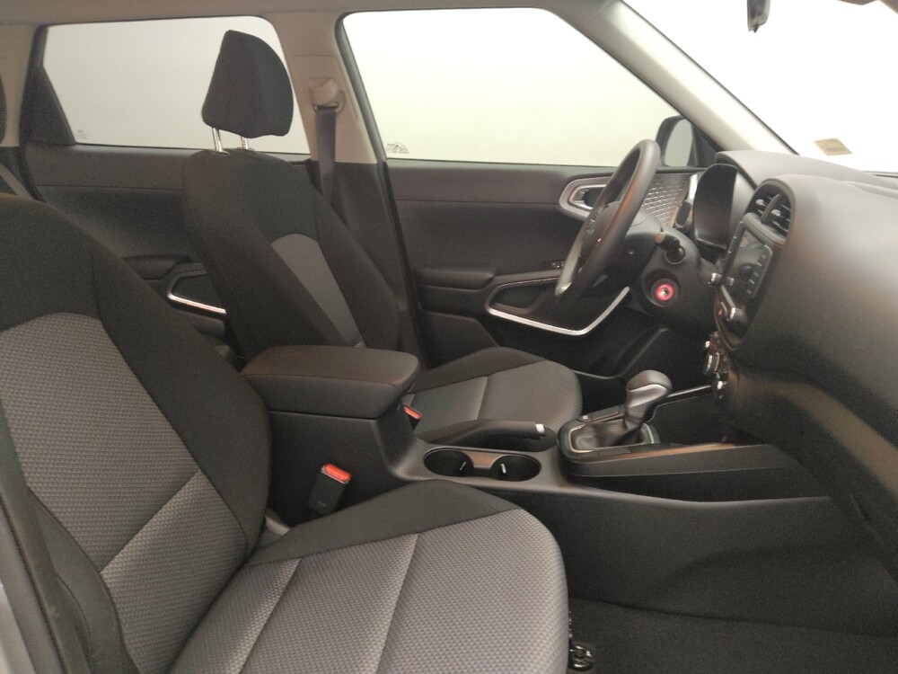 2025 Kia Soul in Plano, TX 75074 - 18129934 21