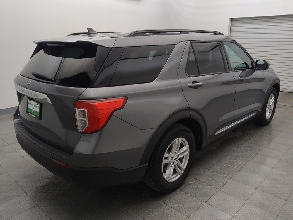 2022 Ford Explorer in Houston, TX 77074 - 18129937 9
