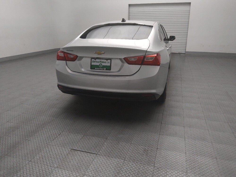 2021 Chevrolet Malibu in Plano, TX 75074 - 18129939 7