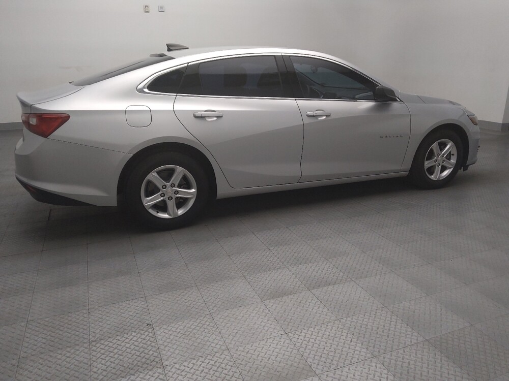 2021 Chevrolet Malibu in Plano, TX 75074 - 18129939 10