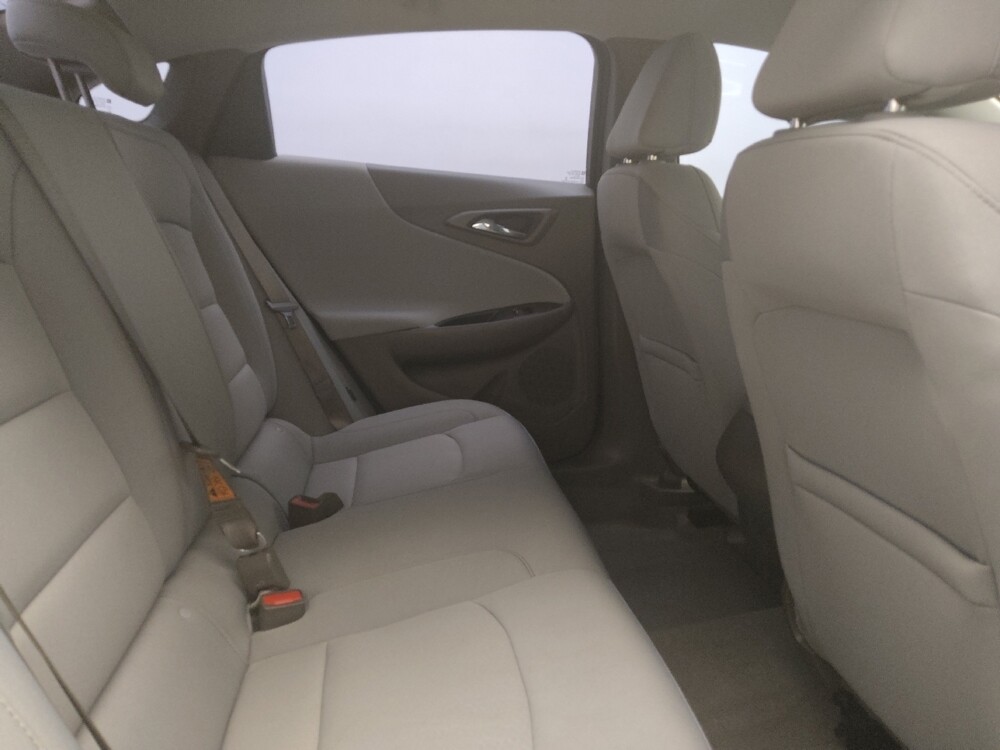 2021 Chevrolet Malibu in Plano, TX 75074 - 18129939 19