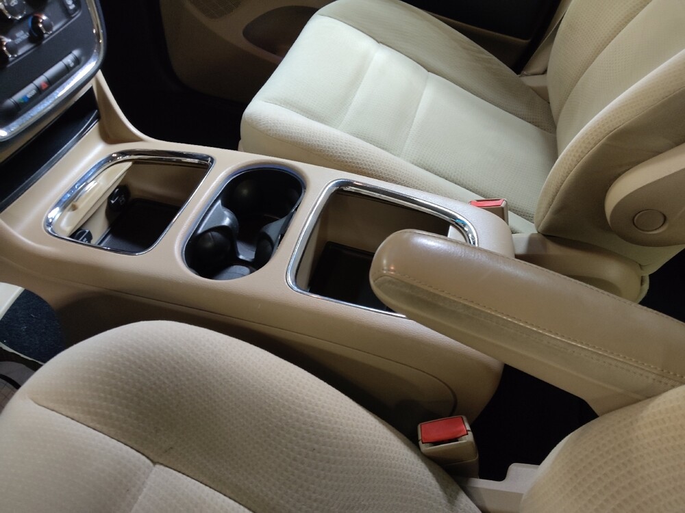 2016 Dodge Grand Caravan in Greensboro, NC 27407 - 18129946 26