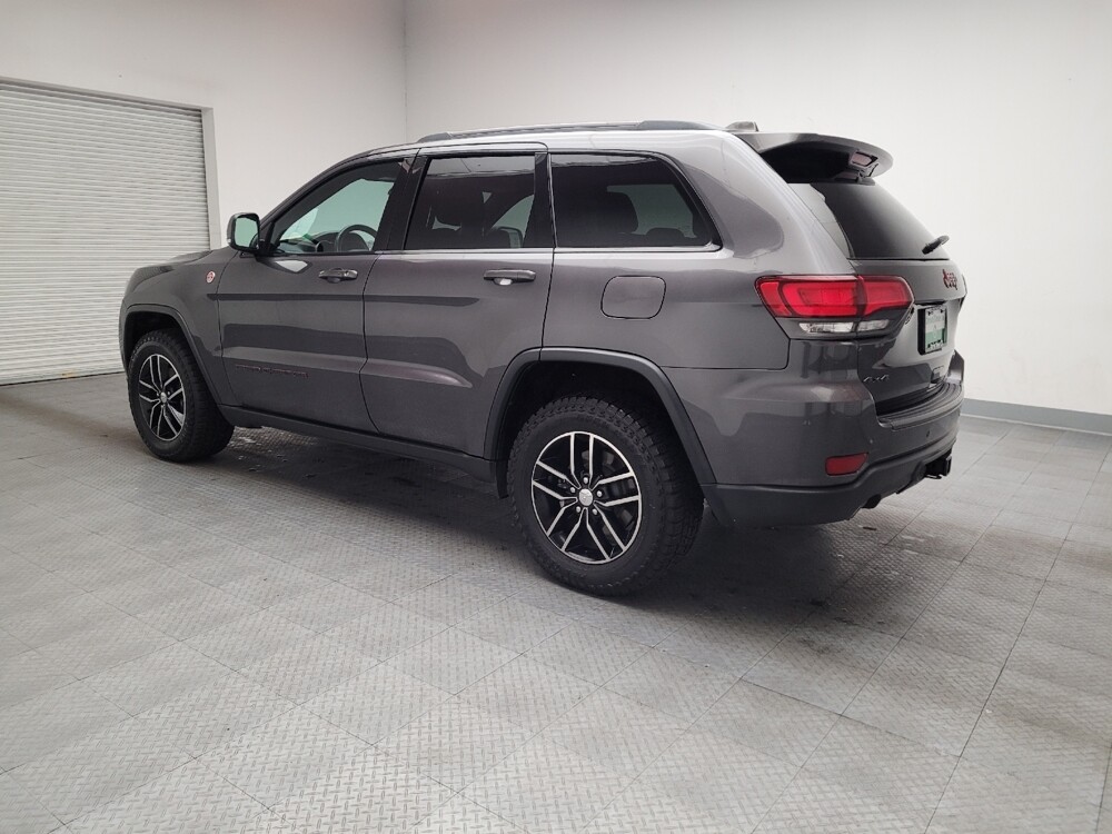 2017 Jeep Grand Cherokee in Riverside, CA 92504 - 18129948 3